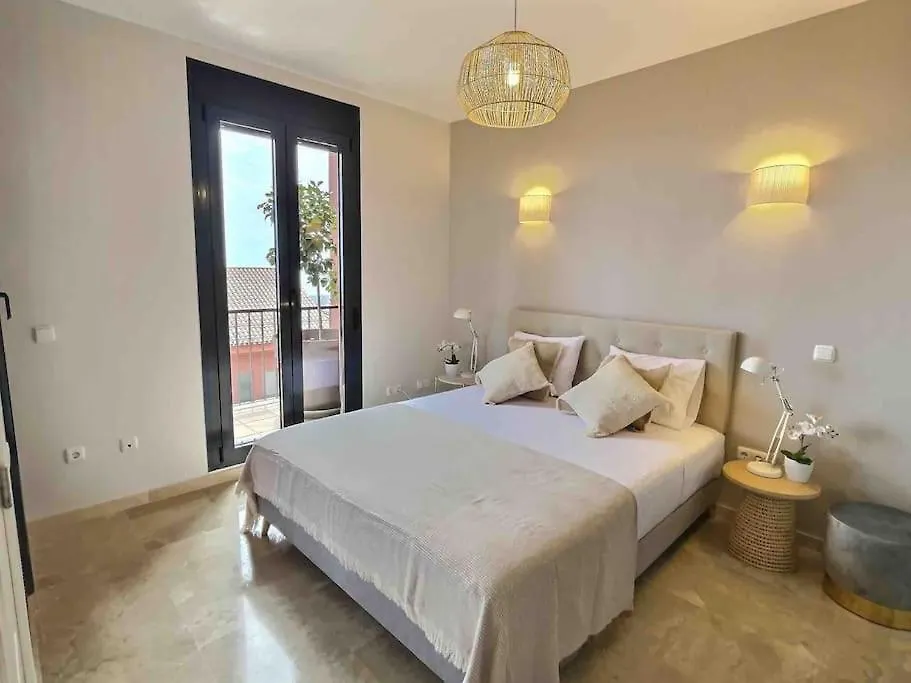 New Luxurious Apartment + 2 Bedrooms + Sea View + Pool Sitio de Calahonda