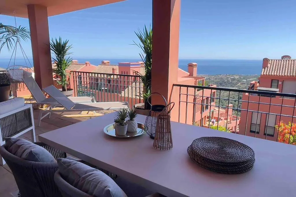 New Luxurious Apartment + 2 Bedrooms + Sea View + Pool Sitio de Calahonda Spain
